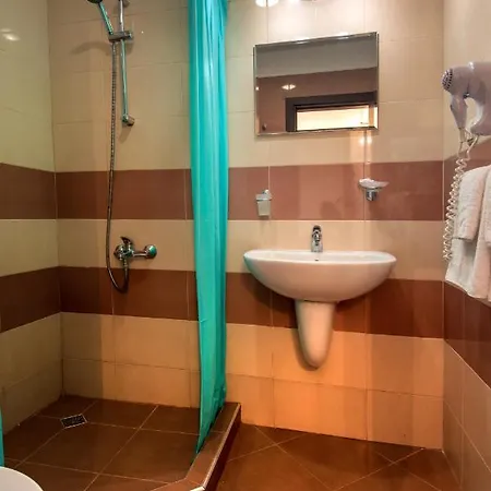 Ariana 酒店 希典